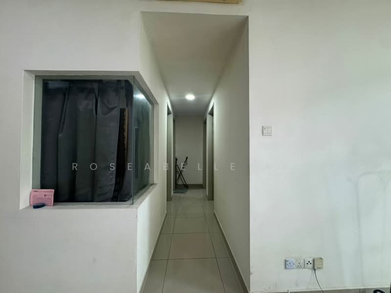 Kondominium untuk Dijual di Mutiara Ville - Roseabelle Low - Corridor - PropertyGuru.com.my