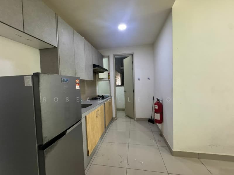 Kondominium untuk Dijual di Mutiara Ville - Roseabelle Low - Kitchen - PropertyGuru.com.my
