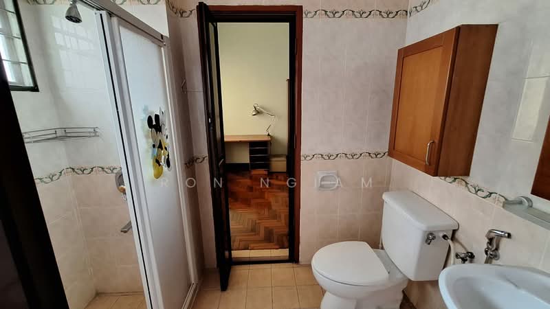 Rumah Teres 2 Tingkat untuk Dijual di Putra Heights (Subang Jaya) - Ron Ngiam - Bathroom - PropertyGuru.com.my