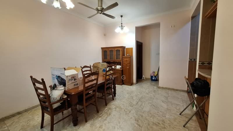 Rumah Teres 2 Tingkat untuk Dijual di Putra Heights (Subang Jaya) - Ron Ngiam - Dining Room - PropertyGuru.com.my