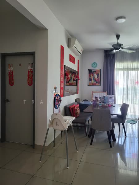 Servis Apartment untuk Dijual di V-Residensi 2 - Travis Wong - Living Room - PropertyGuru.com.my