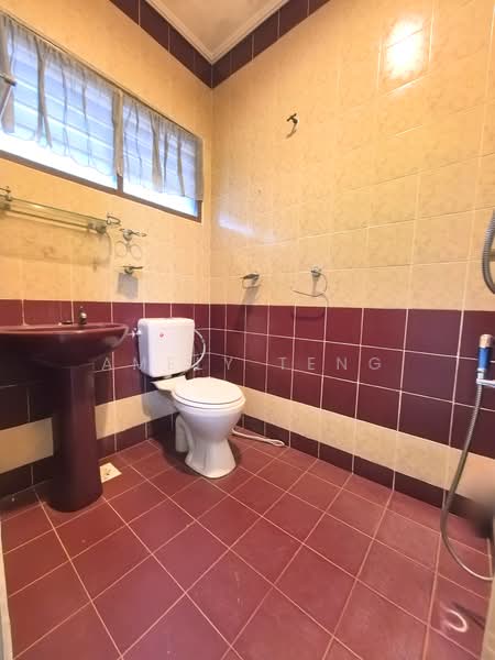 Rumah Teres 2 Tingkat untuk Disewa di Gunung Rapat (Ipoh) - Amely Teng - Bathroom - PropertyGuru.com.my