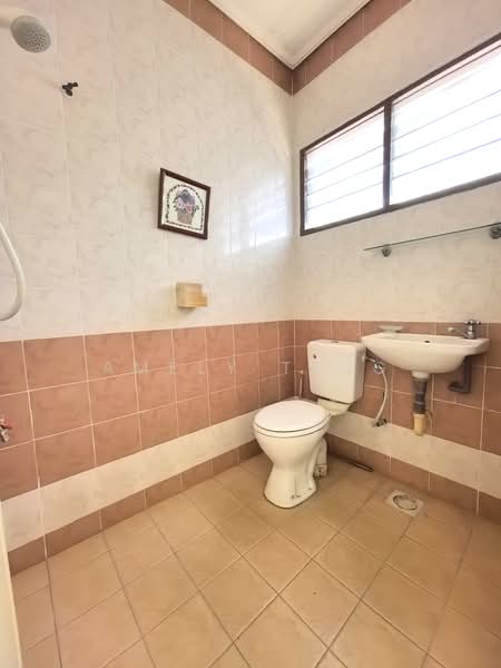 Rumah Teres 2 Tingkat untuk Disewa di Gunung Rapat (Ipoh) - Amely Teng - Bathroom - PropertyGuru.com.my