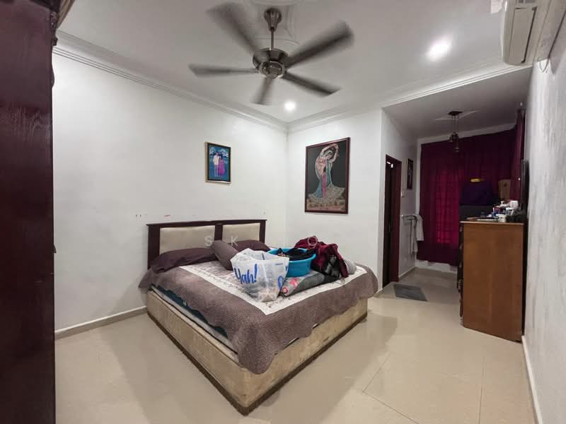Rumah Teres 1 Tingkat untuk Dijual di Taman Nusa Damai (Pasir Gudang) - SK Mok - Bedroom - PropertyGuru.com.my