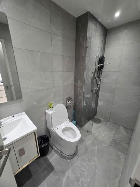Service Residence for Rent at Majestic Residence - Angel Lim - Bathroom - PropertyGuru.com.my
