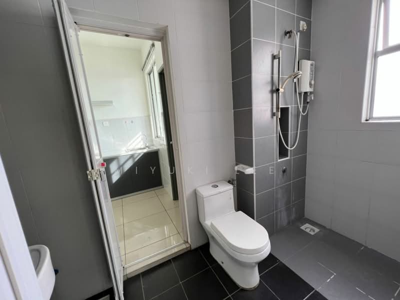 Kondominium untuk Dijual di The Aliff Residences (Alif Utama) - Miyuki Lee - Bathroom - PropertyGuru.com.my