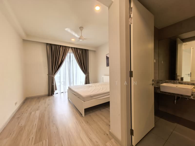 Condominium for Rent at South Brooks - Joanna Tan - Master bedroom with bathroom - PropertyGuru.com.my
