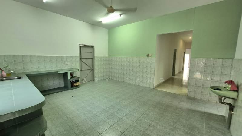 Bungalow for Sale in Kampung Menglembu Utara (Menglembu) - Gary Tang - Kitchen - PropertyGuru.com.my