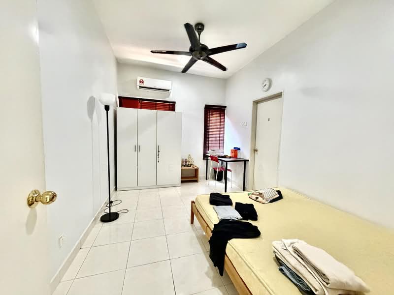 Semi-Detached House for Sale in Jalan Ipoh (Kuala Lumpur) - Dinie Akmal - PropertyGuru.com.my