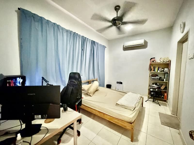Semi-Detached House for Sale in Jalan Ipoh (Kuala Lumpur) - Dinie Akmal - PropertyGuru.com.my