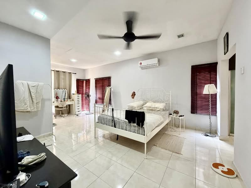 Semi-Detached House for Sale in Jalan Ipoh (Kuala Lumpur) - Dinie Akmal - PropertyGuru.com.my