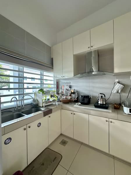 2-storey Terraced House for Sale in Ipoh (Perak) - Levi Chong - Kitchen - PropertyGuru.com.my