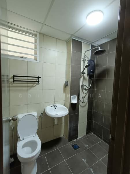 Apartment for Rent at Residensi PR1MA A’Famosa 2 (Residensi A’Famosa) - Goh Jun Khai - Bathroom - PropertyGuru.com.my