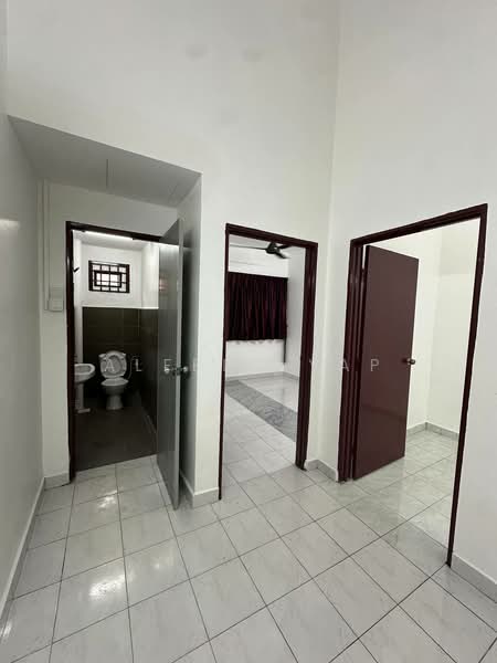 2-storey Terraced House for Rent in Skudai (Johor) - Alfred Yap - Bathroom - PropertyGuru.com.my