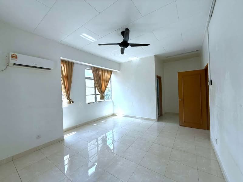 2-storey Terraced House for Sale in Taman Austin Perdana (Tebrau) - Karl Lim - Interior - PropertyGuru.com.my