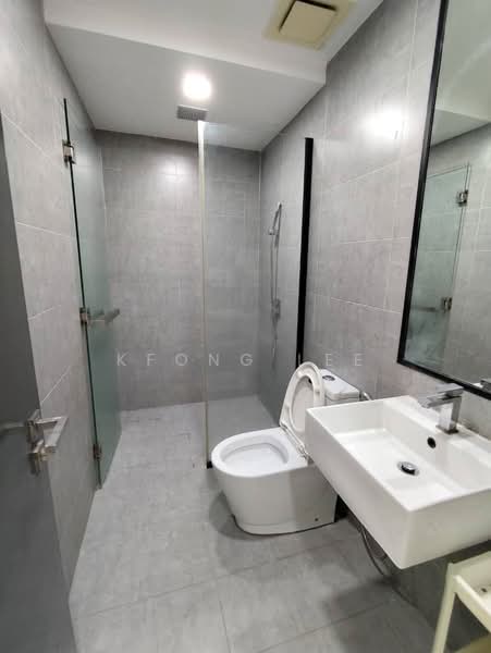 Service Residence for Rent at The Square @ One City - Kfong Lee - Bathroom - PropertyGuru.com.my