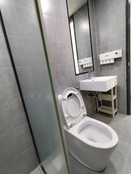 Service Residence for Rent at The Square @ One City - Kfong Lee - Bathroom - PropertyGuru.com.my