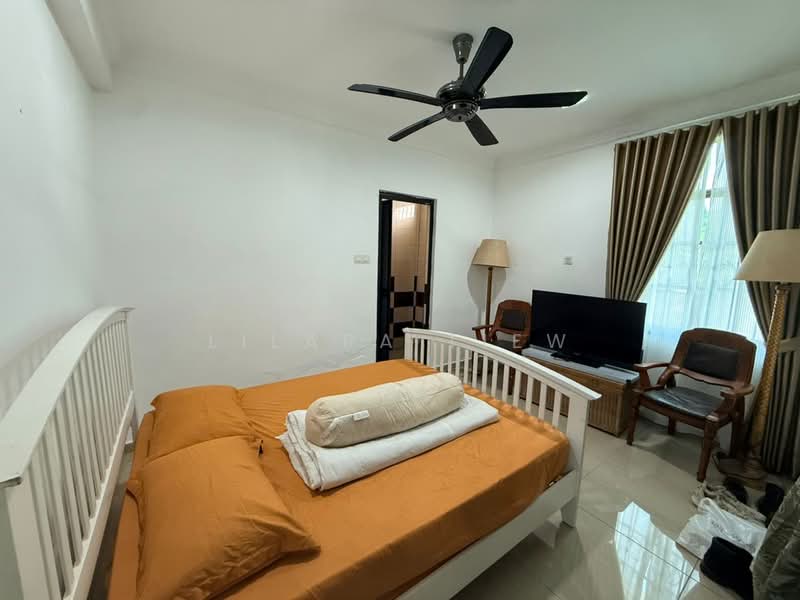 Bungalow for Sale in Taman Bukit Kempas (Tampoi) - Lilara Tiew - PropertyGuru.com.my