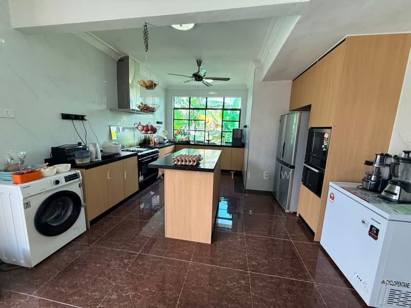 Bungalow for Sale in Taman Bukit Kempas (Tampoi) - Lilara Tiew - PropertyGuru.com.my