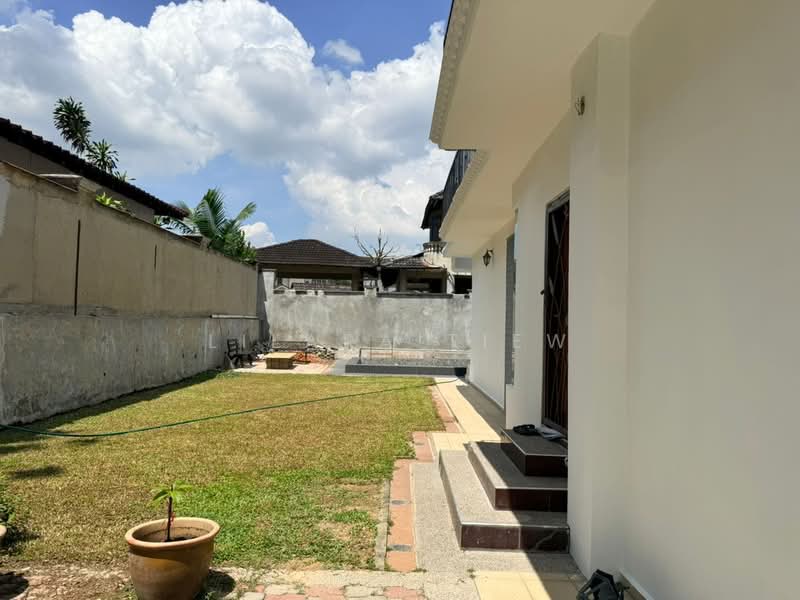 Bungalow for Sale in Taman Bukit Kempas (Tampoi) - Lilara Tiew - PropertyGuru.com.my