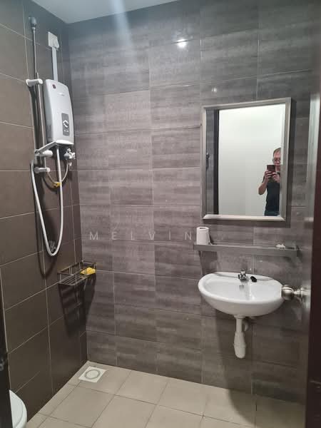 Service Residence for Rent at Symphony Tower (Menara Simfoni) - Melvin . - Bathroom - PropertyGuru.com.my