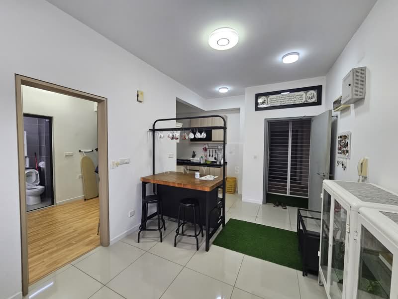 Service Residence for Sale at Suria Residence - Winny Su - Kitchen - PropertyGuru.com.my