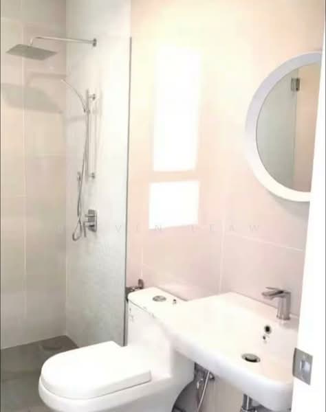 Service Residence for Sale at Continew - Steven Leaw - 2nd Bathroom - PropertyGuru.com.my