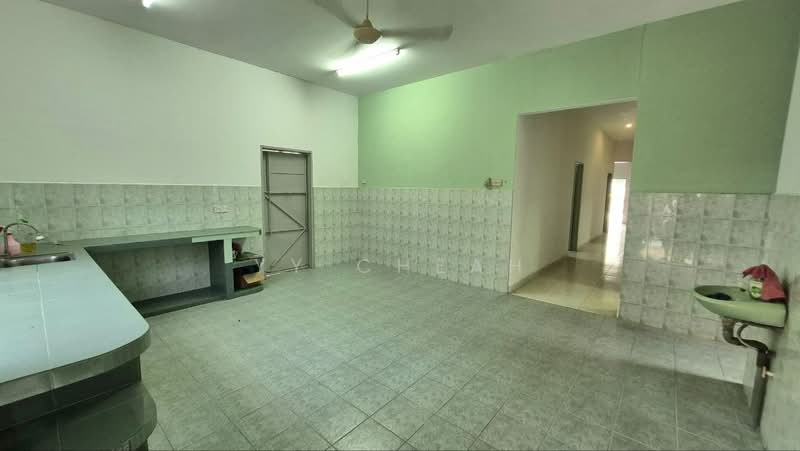 Bungalow for Sale in Menglembu (Perak) - YY Cheah - Kitchen - PropertyGuru.com.my