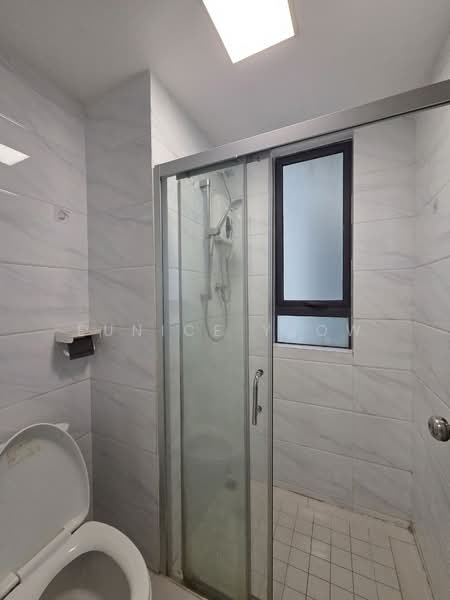 Apartment for Rent at Starview Bay @ Forest City - Eunice Yeow - Bathroom - PropertyGuru.com.my