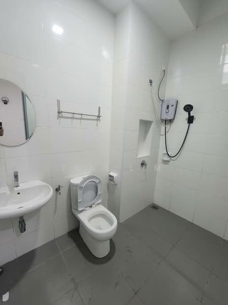 Rumah Teres 2 Tingkat untuk Disewa di Austin (Johor Bahru) - Tony Lim - Bathroom - PropertyGuru.com.my