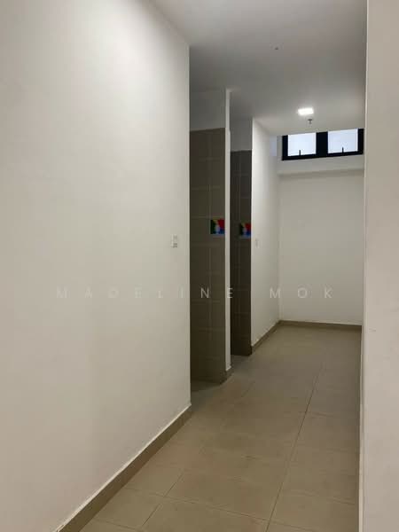 Office for Rent in Warisan Cityview (Cheras) - Madeline Mok - Corridor - PropertyGuru.com.my