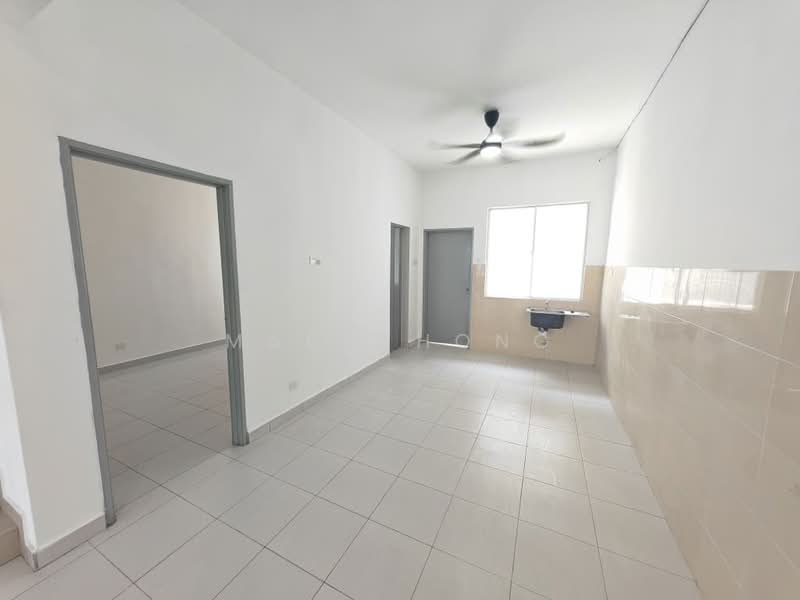 3-storey Terraced House for Rent in Taman Semenyih Mewah (Semenyih) - Mac Chong - Interior - PropertyGuru.com.my