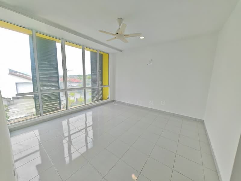 3-storey Terraced House for Rent in Taman Semenyih Mewah (Semenyih) - Mac Chong - Living Room - PropertyGuru.com.my