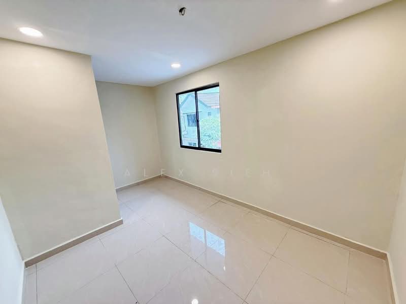 2-storey Terraced House for Sale in Bandar Seri Alam (Masai) - Alex Sieh - PropertyGuru.com.my
