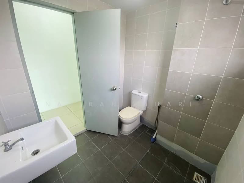 Rumah Teres 2 Tingkat untuk Dijual di Taman Saujana KLIA (Sepang) - Najibah Sahari - PropertyGuru.com.my