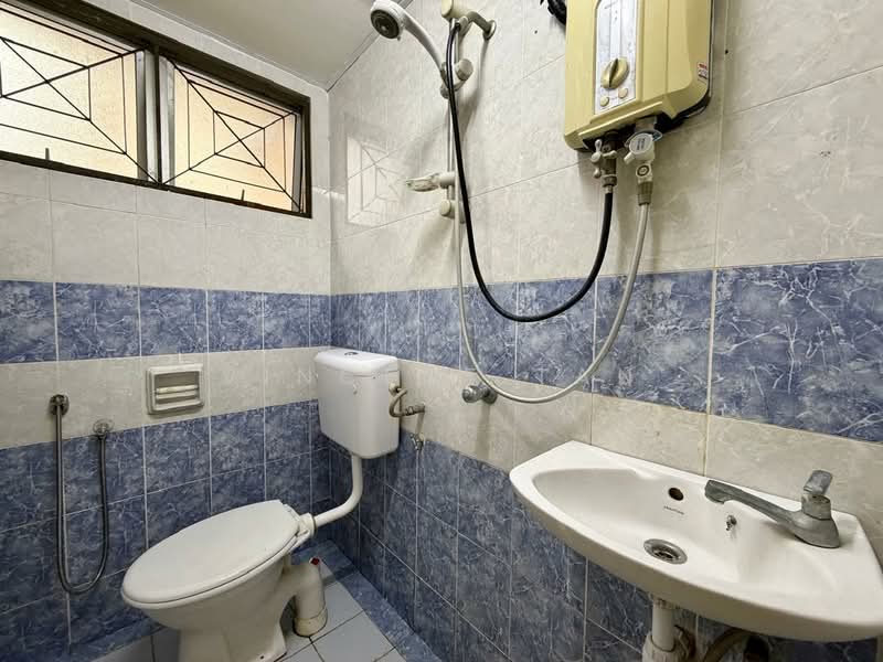 Apartment for Rent at Pelangi Damansara - Vincent Tan - Bathroom - PropertyGuru.com.my