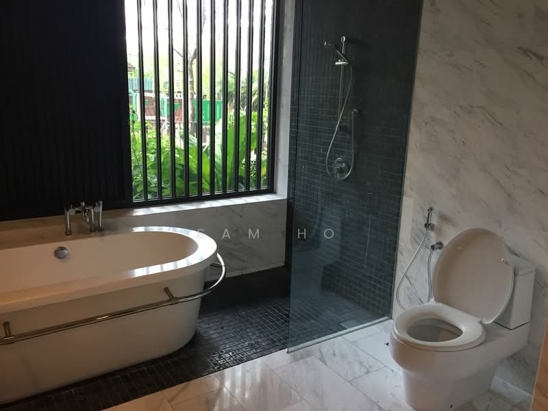 Condominium for Sale at Dedaun Condominium - Sam Ho - Bathroom - PropertyGuru.com.my