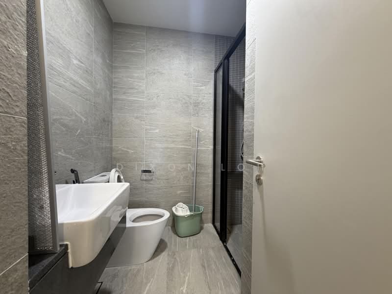 Servis Apartment untuk Disewa di Edelweiss @ Tropicana Gardens - Dixon Loh - Bathroom - PropertyGuru.com.my