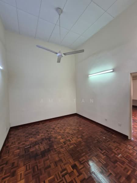 Rumah Teres 2 Tingkat untuk Disewa di Bandar Utama 7 (Bandar Utama) - Amy Tan - Interior - PropertyGuru.com.my
