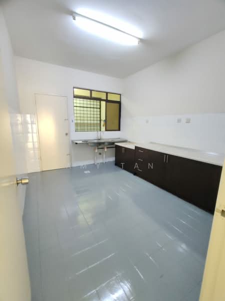 Rumah Teres 2 Tingkat untuk Disewa di Bandar Utama 7 (Bandar Utama) - Amy Tan - Kitchen - PropertyGuru.com.my