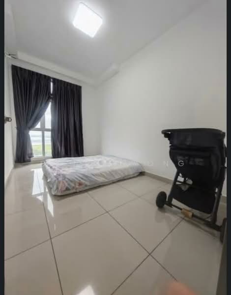 Service Residence for Sale at Meridin Bayvue @ Sierra Perdana - Daniel Yong - Bedroom - PropertyGuru.com.my