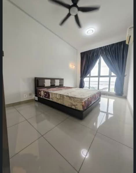 Service Residence for Sale at Meridin Bayvue @ Sierra Perdana - Daniel Yong - Bedroom - PropertyGuru.com.my