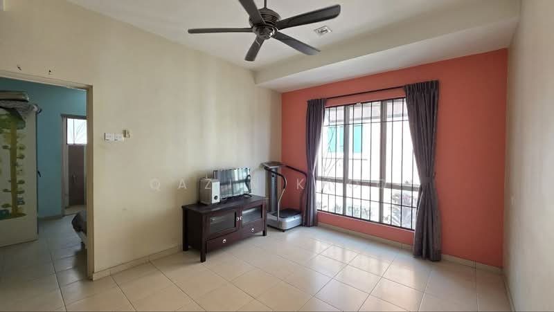 Semi-Detached House for Sale in Bandar Seri Botani (Simpang Pulai) - Qazin Khoo - Living Room - PropertyGuru.com.my