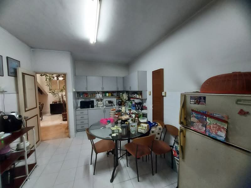 Rumah Teres 2-Tingkat untuk Dijual di Taman Bukit Desa (Taman Desa) - LOW WK - Kitchen - PropertyGuru.com.my