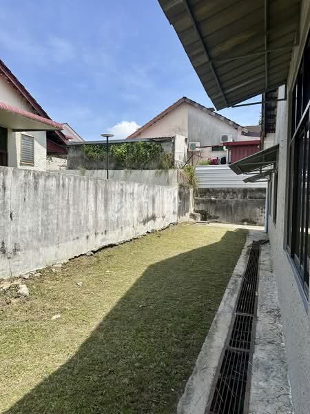 Bungalow for Sale in Taman Canning (Ipoh) - Levi Chong - Exterior - PropertyGuru.com.my