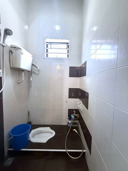 2-storey Terraced House for Sale in Taman Setia Indah (Tebrau) - Karl Lim - Bathroom - PropertyGuru.com.my