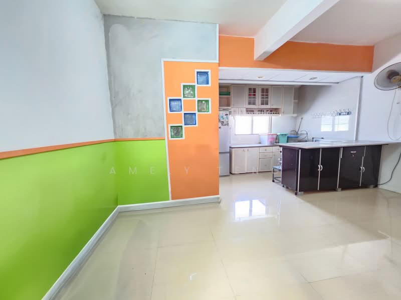 Rumah Teres 2 Tingkat untuk Disewa di Taman Ramai (Ipoh) - Amely Teng - Kitchen - PropertyGuru.com.my