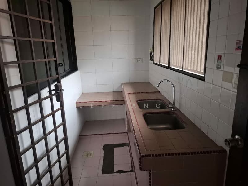 1-storey Terraced House for Sale in Taman Perling (Perling) - Jeff Ang - Kitchen - PropertyGuru.com.my