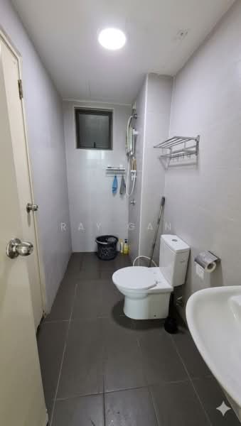 Service Residence for Rent at Vista Alam - Ray Gan - Bathroom - PropertyGuru.com.my