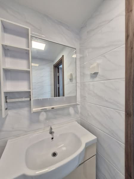 Apartment for Rent at Starview Bay @ Forest City - Eunice Yeow - Bathroom - PropertyGuru.com.my